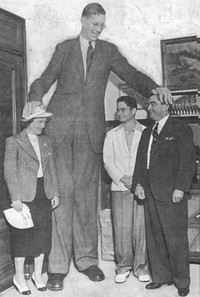Robert Pershing Wadlow - © Attention Deficit Disorder Prosthetic Memory Program